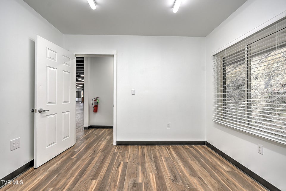 Photo #47: 3100 Roan Street