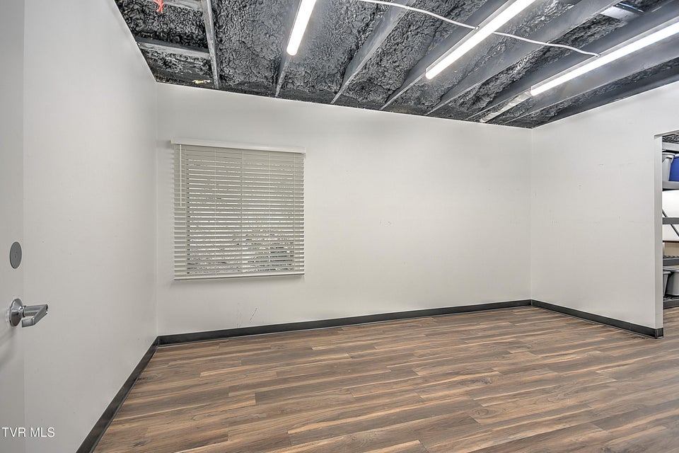 Photo #48: 3100 Roan Street