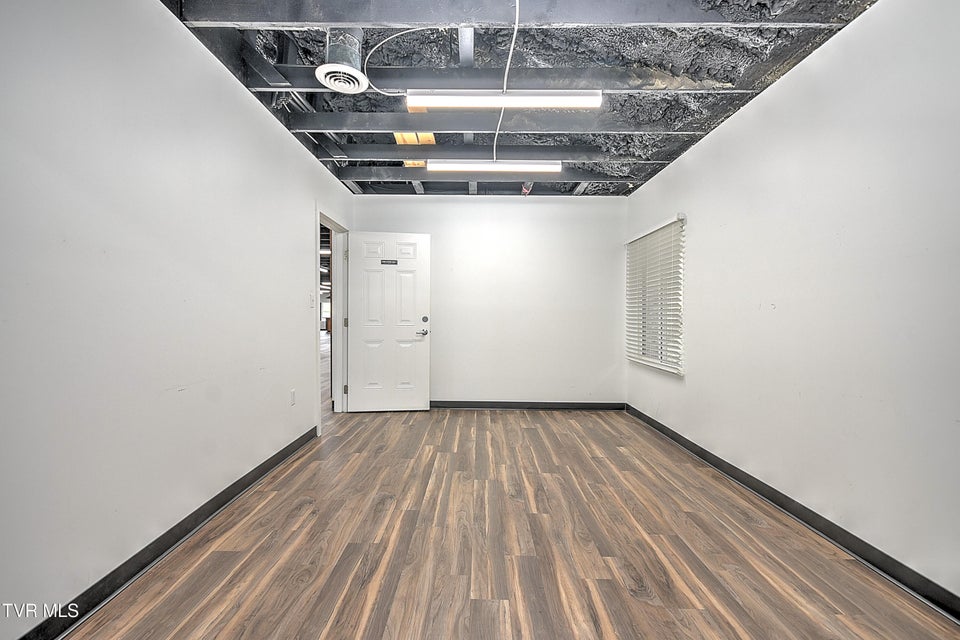 Photo #50: 3100 Roan Street