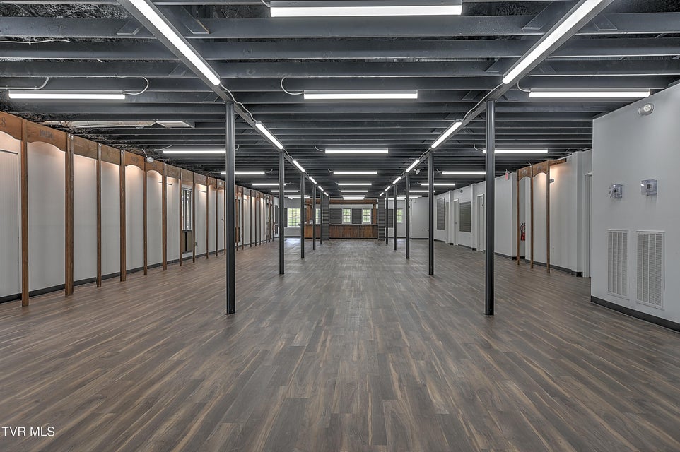 Photo #55: 3100 Roan Street