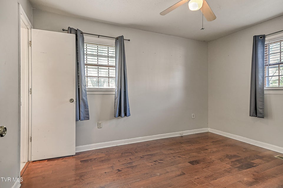 Photo #12: 816 Burwind Court