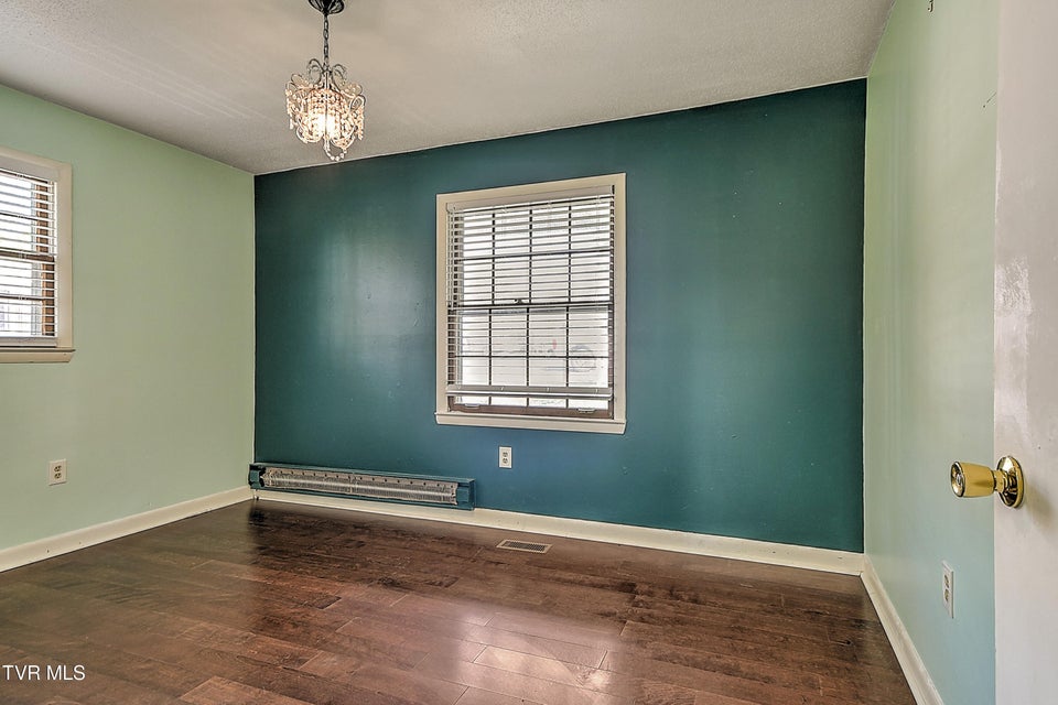 Photo #16: 816 Burwind Court