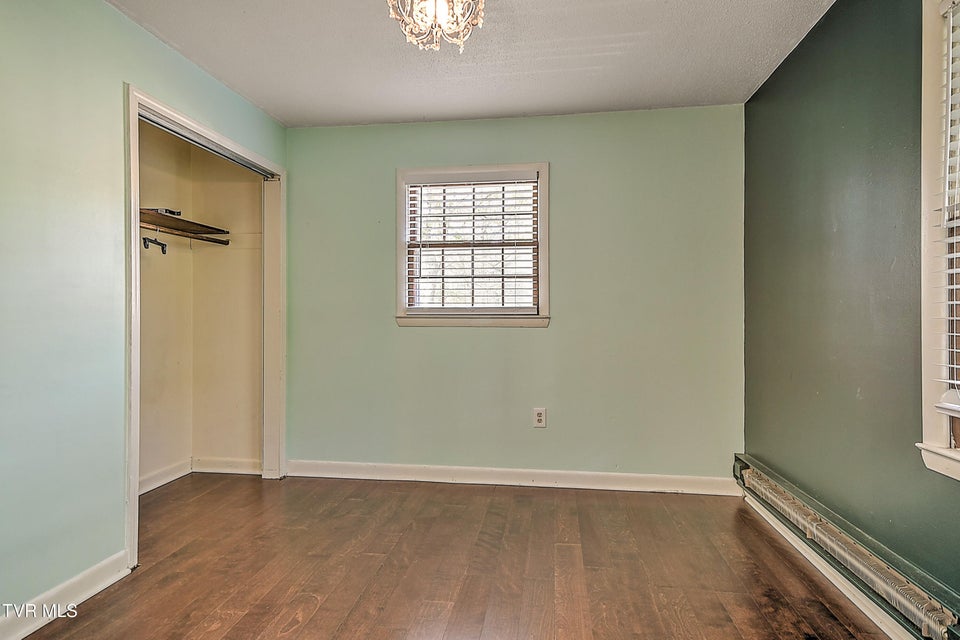 Photo #17: 816 Burwind Court