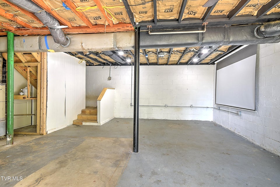 Photo #20: 816 Burwind Court