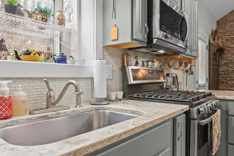 Photo #18: 150 Rice Road