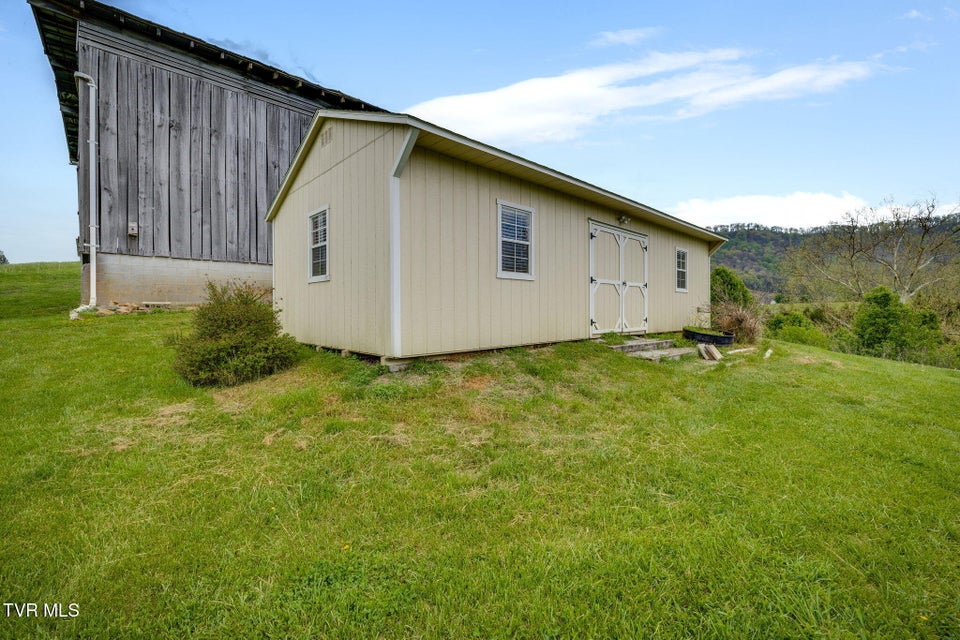 Photo #48: 156 Simpson Road