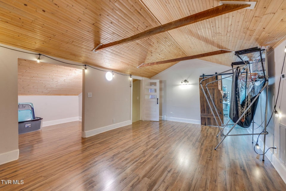 Photo #34: 156 Simpson Road