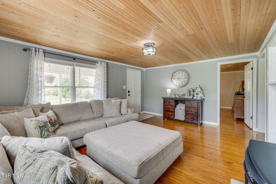 Photo #8: 156 Simpson Road