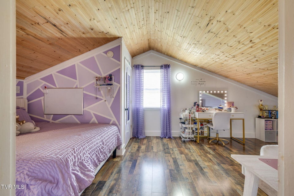 Photo #36: 156 Simpson Road