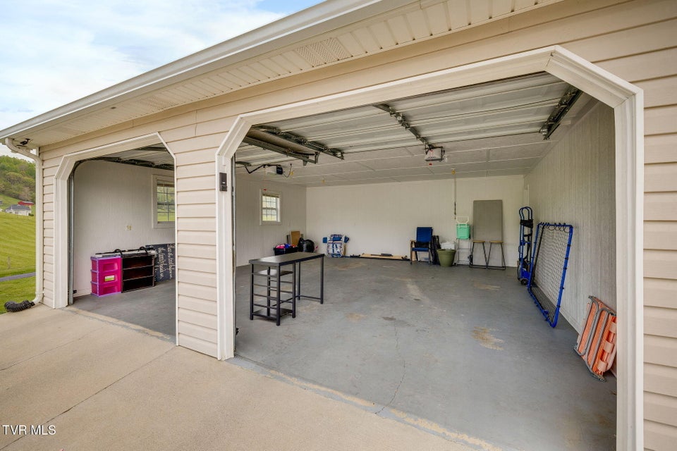 Photo #46: 156 Simpson Road