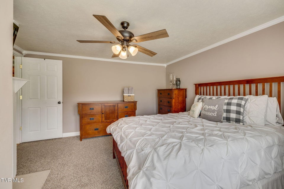 Photo #31: 156 Simpson Road