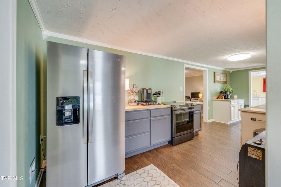 Photo #14: 156 Simpson Road