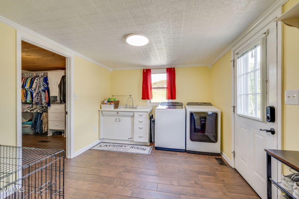 Photo #32: 156 Simpson Road