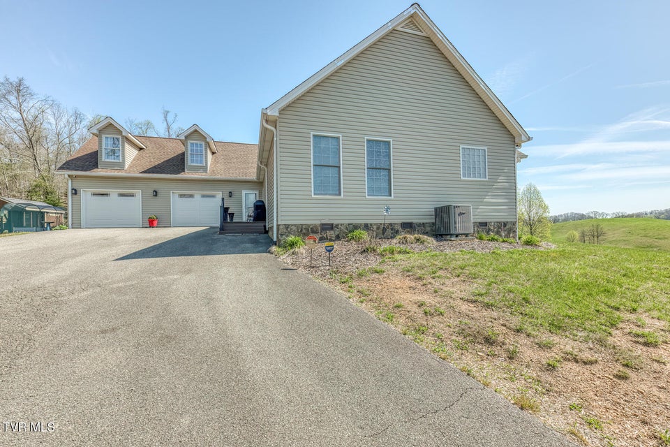 Photo #8: 18348 Buffalo Pond Road