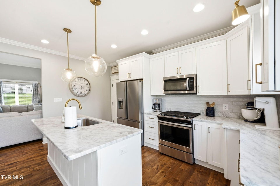 Photo #8: 1361 Prospects Way