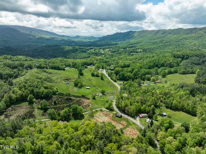 Photo #35: 994 Fairview Road