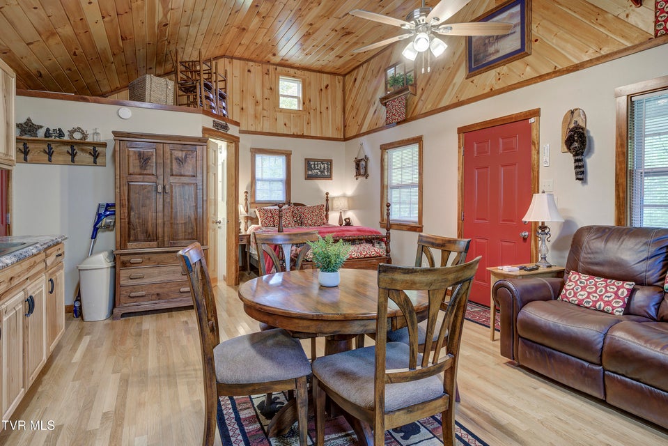 Photo #26: 994 Fairview Road