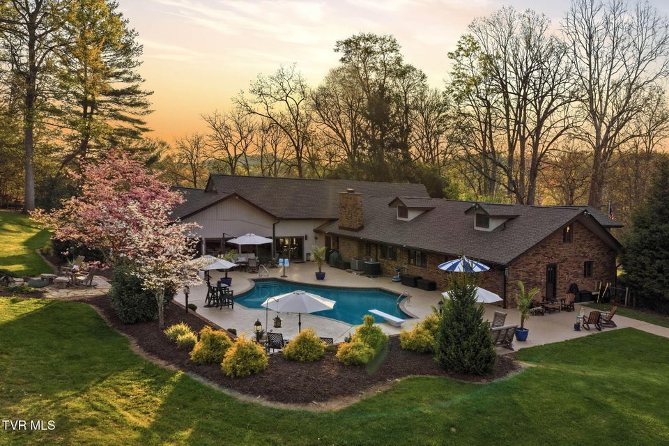 Photo #2: 4953 Weaver Pike