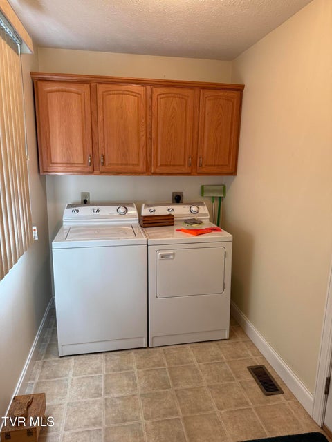 Photo #39: 839 Deerfield Lane