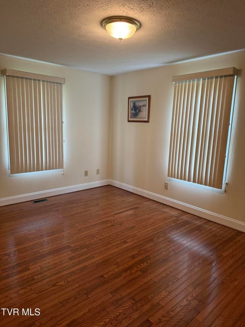 Photo #33: 839 Deerfield Lane