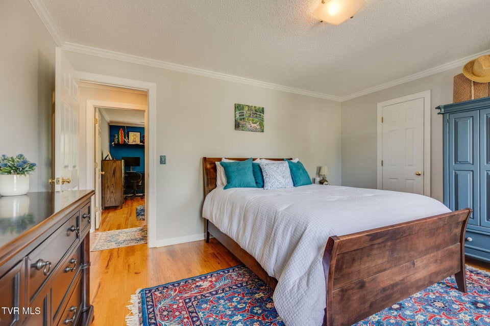 Photo #36: 4 Sage Court