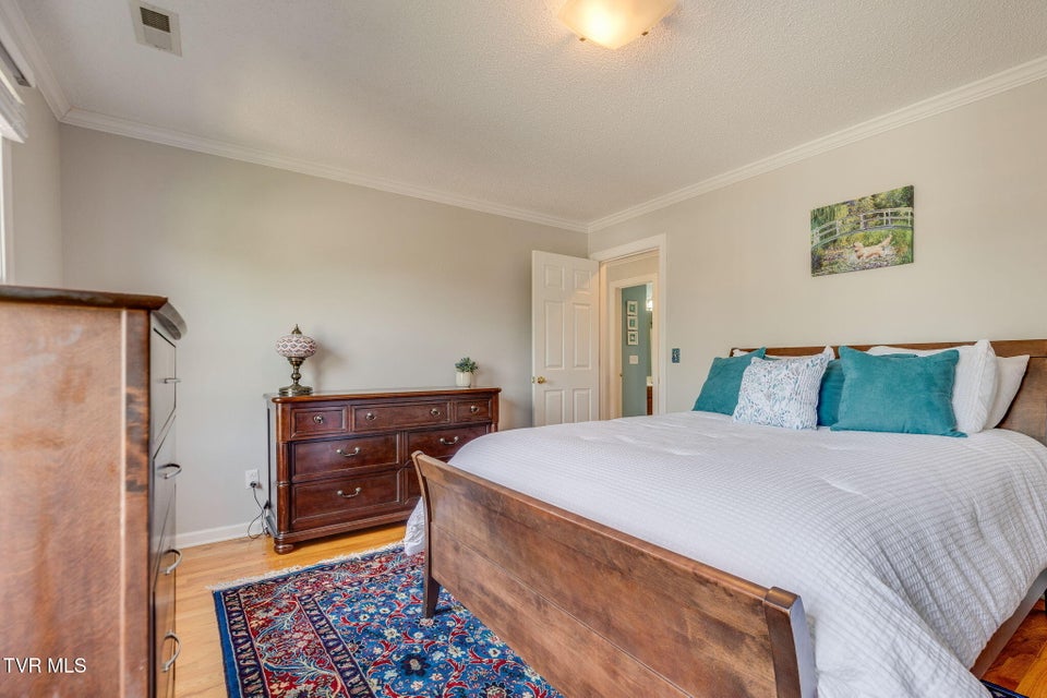 Photo #37: 4 Sage Court