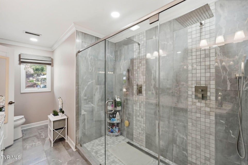 Photo #19: 4953 Weaver Pike