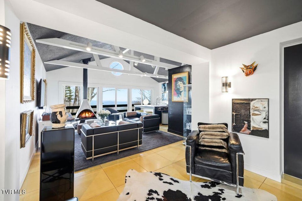 Photo #13: 195 Log Cabin Lane