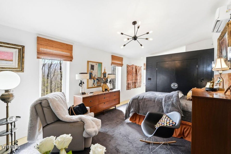 Photo #26: 195 Log Cabin Lane