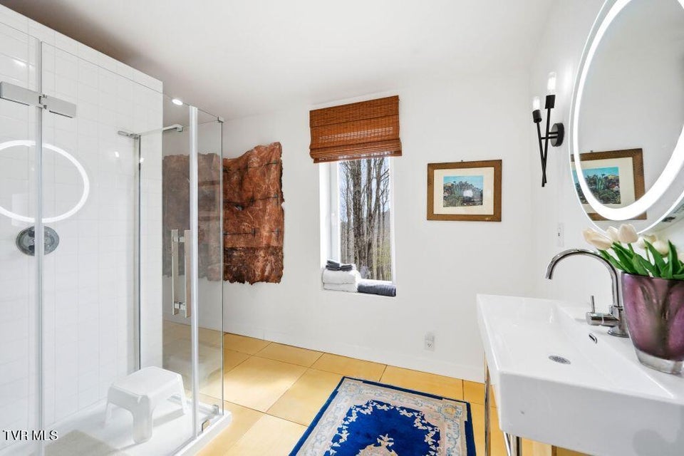 Photo #30: 195 Log Cabin Lane