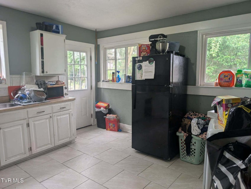 Photo #27: 627 Dixie Street