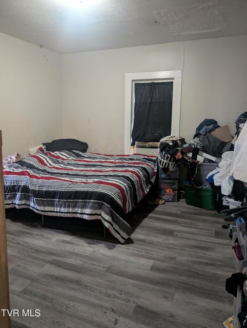 Photo #31: 627 Dixie Street