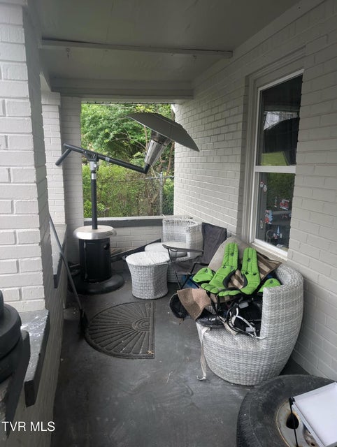 Photo #17: 627 Dixie Street