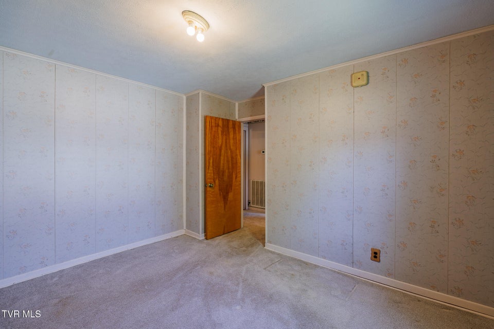 Photo #17: 1424 Sycamore Street