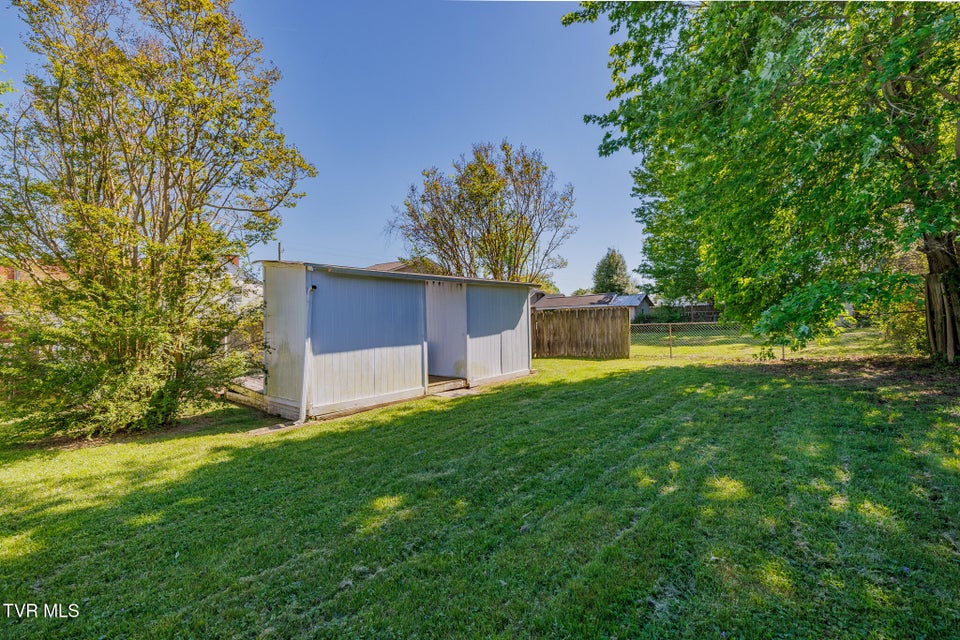 Photo #20: 1424 Sycamore Street