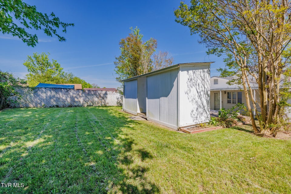 Photo #21: 1424 Sycamore Street