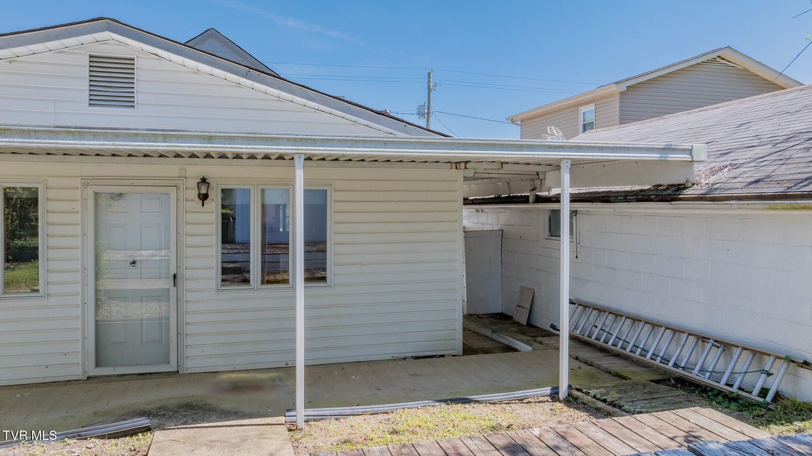 Photo #24: 1424 Sycamore Street