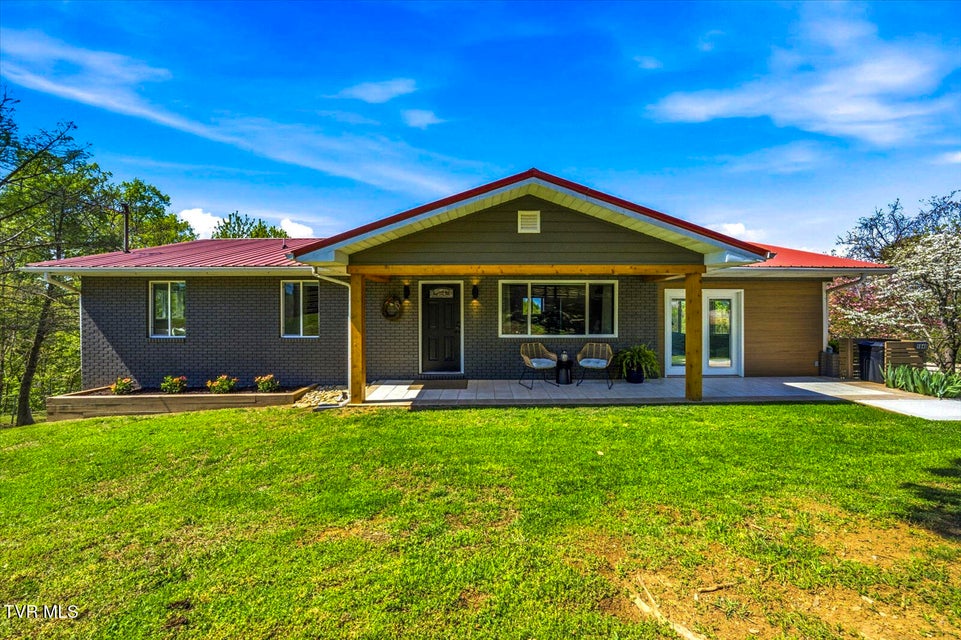 Photo #2: 1845 Bouldercrest Drive