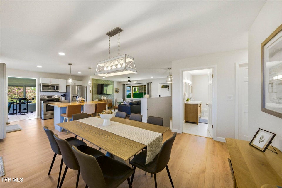 Photo #9: 1845 Bouldercrest Drive