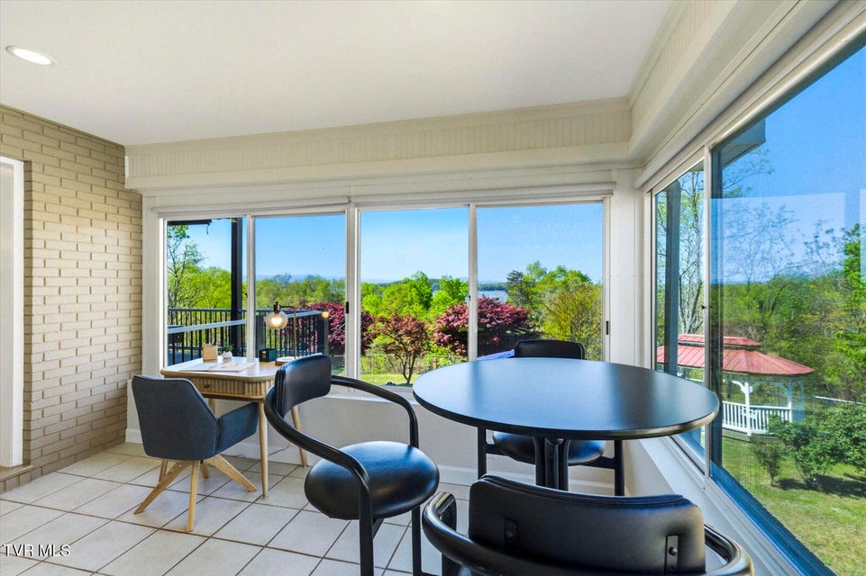 Photo #20: 1845 Bouldercrest Drive