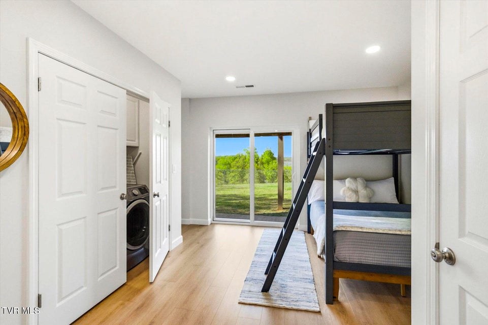 Photo #36: 1845 Bouldercrest Drive