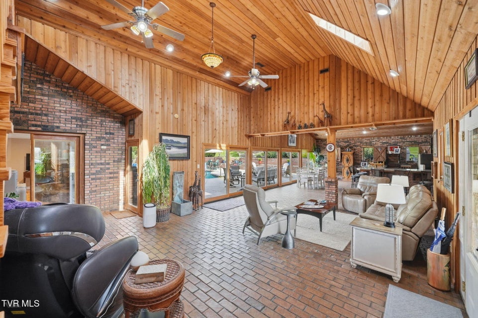 Photo #25: 4953 Weaver Pike