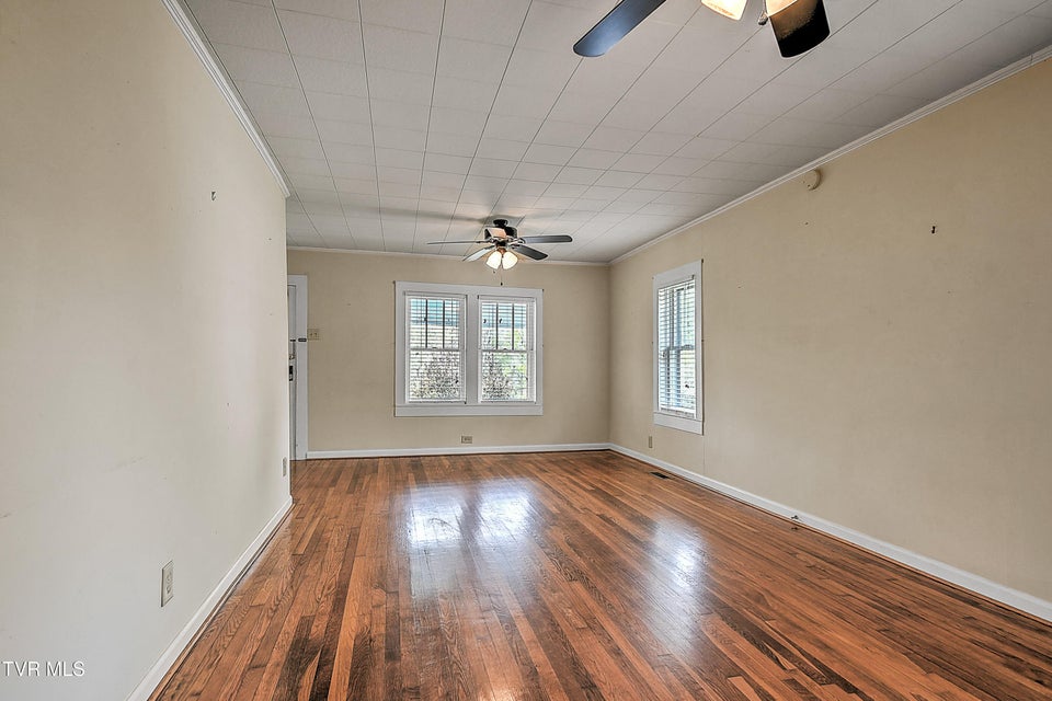 Photo #8: 1424 Bristol Caverns Highway