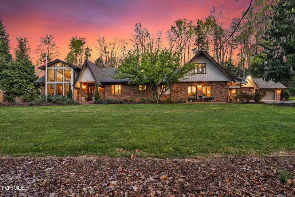 Photo #40: 4953 Weaver Pike