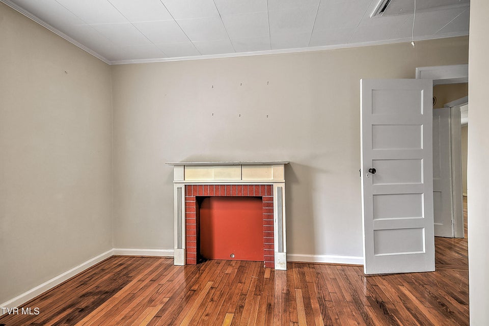 Photo #22: 1424 Bristol Caverns Highway