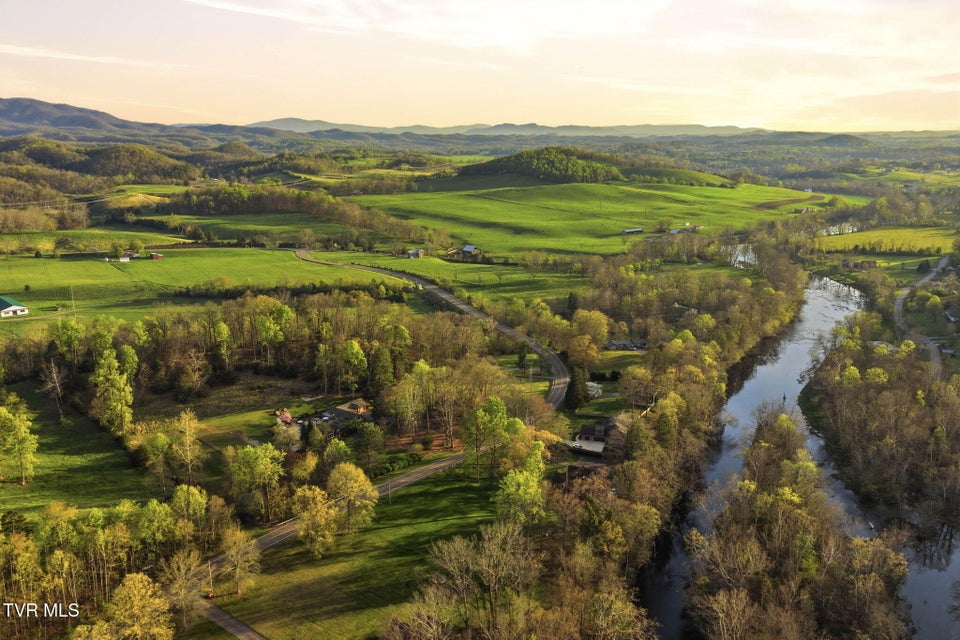 Photo #43: 4953 Weaver Pike