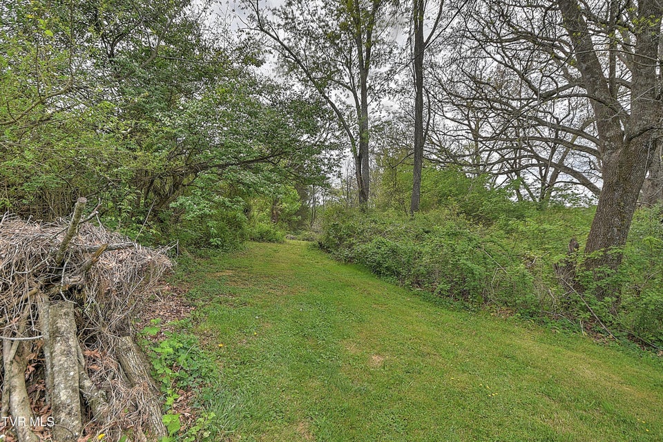 Photo #33: 1424 Bristol Caverns Highway