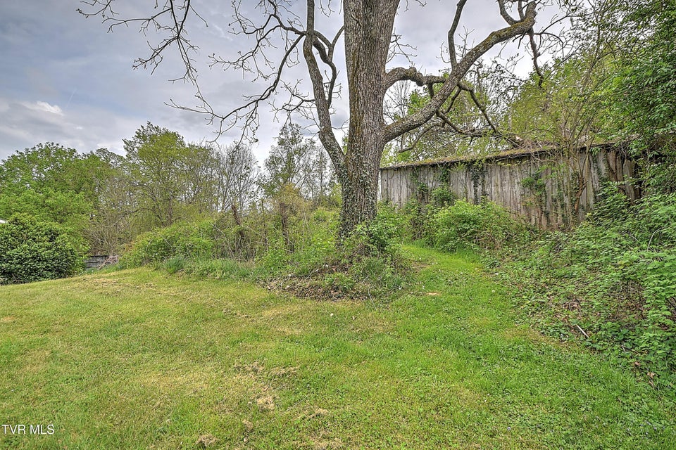 Photo #34: 1424 Bristol Caverns Highway