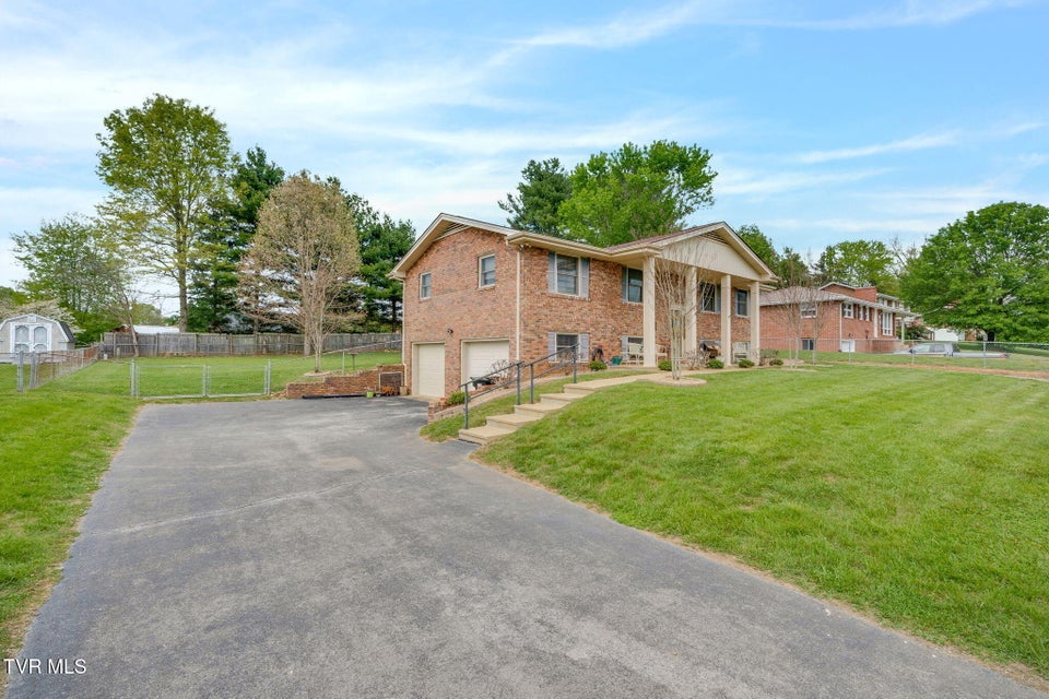 Photo #2: 521 Kilkenny Road