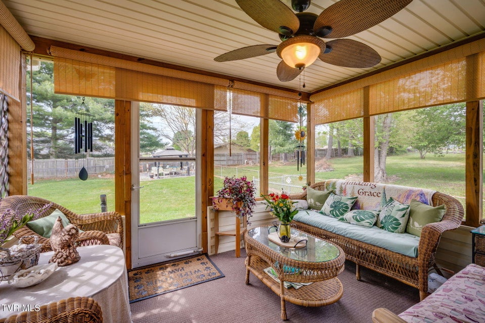 Photo #32: 521 Kilkenny Road